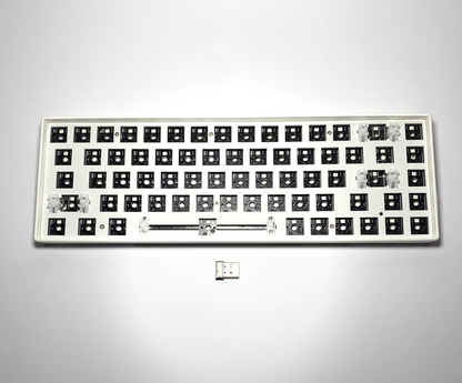 Limited Edition : Keycaps.gg KC65 -  65% Keyboard Base