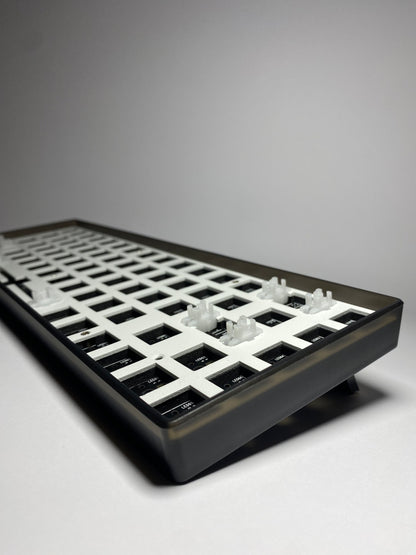 Limited Edition : Keycaps.gg KC65 -  65% Keyboard Base