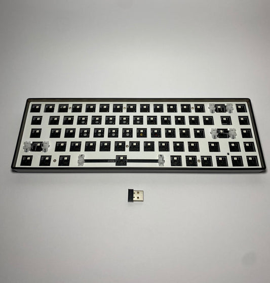 Limited Edition : Keycaps.gg KC65 -  65% Keyboard Base